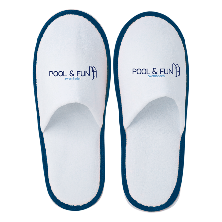 Paar slippers, velours en dichte teen