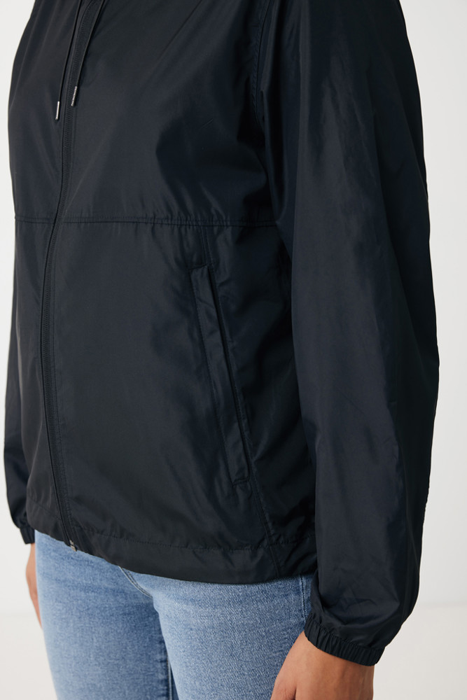 IQONIQ Logan gerecycled polyester lichtgewicht jas